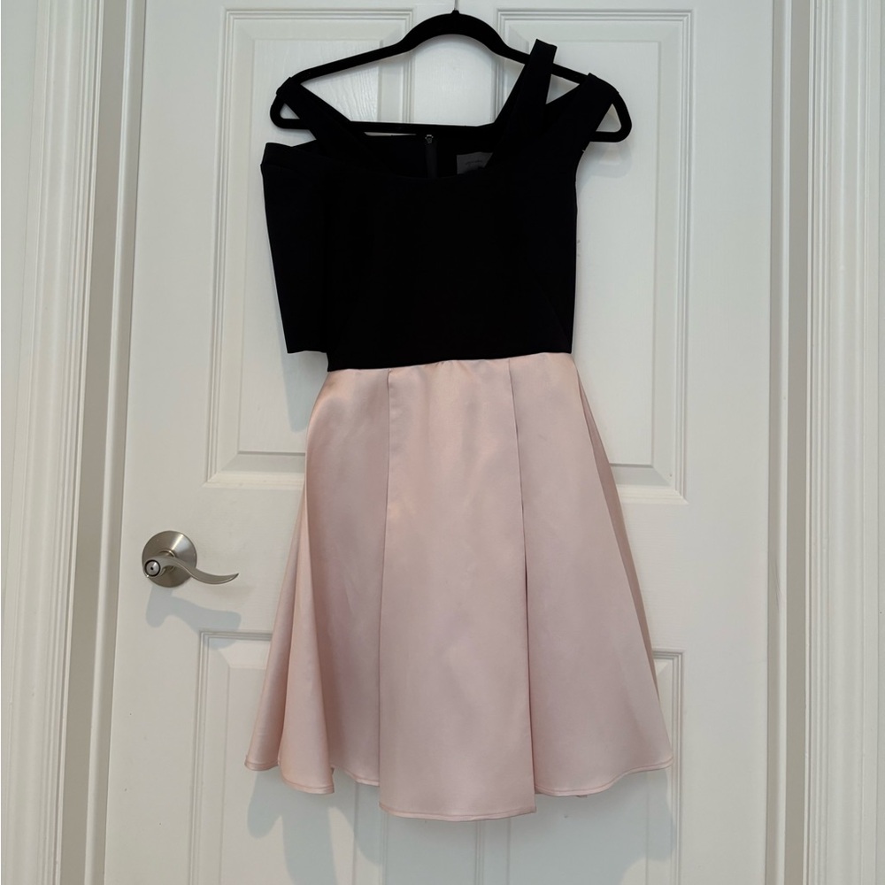 GRETA CONSTANTINE EVENING DRESS 🩷